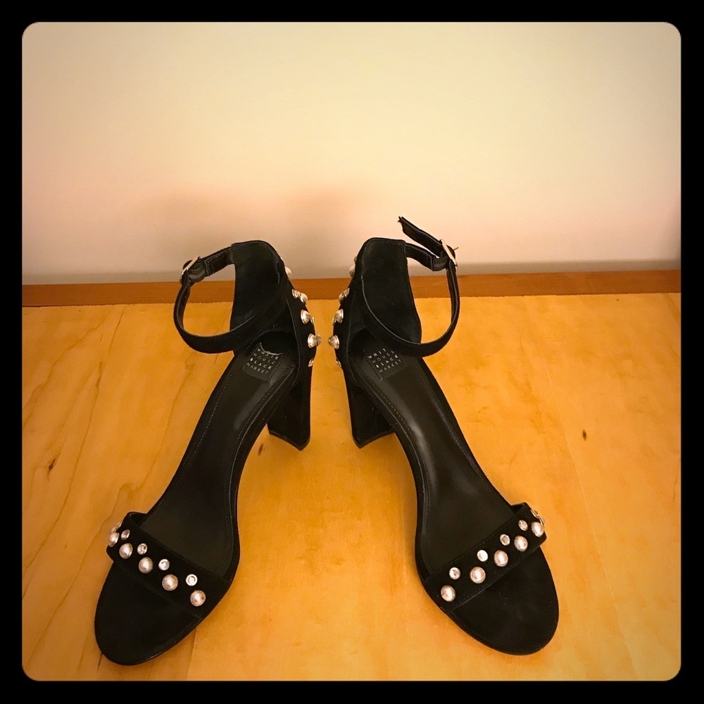White House Black Market Black Gem Heel